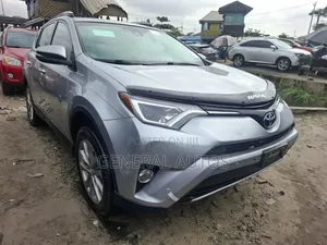 Toyota RAV4 Limited AWD (2.5L 4cyl 6A) 2017 Silver