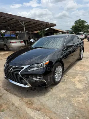Lexus ES 2014 Black