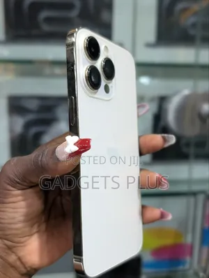 Apple iPhone 14 Pro Max 256 GB Gold