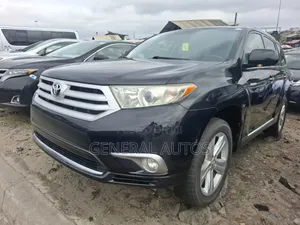 Toyota Highlander 2013 Black