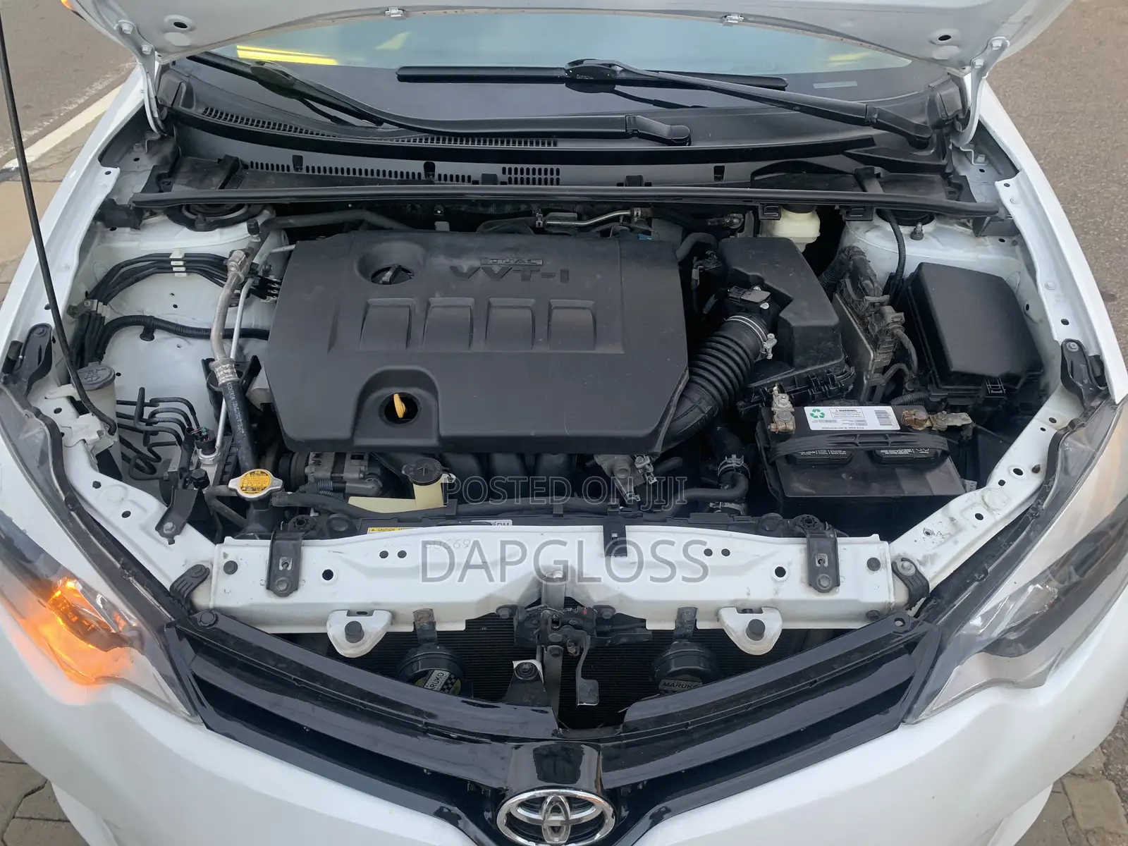 Toyota Corolla 2015 White