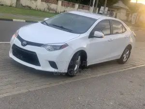 Toyota Corolla 2015 White