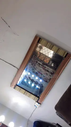 Quick Sales Studio Mirror Light, Studio Chiars and a Single Mirror