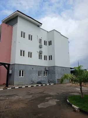 5bdrm Duplex in Dawaki for sale