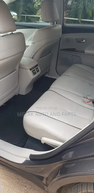 Toyota Venza 2012 Gray