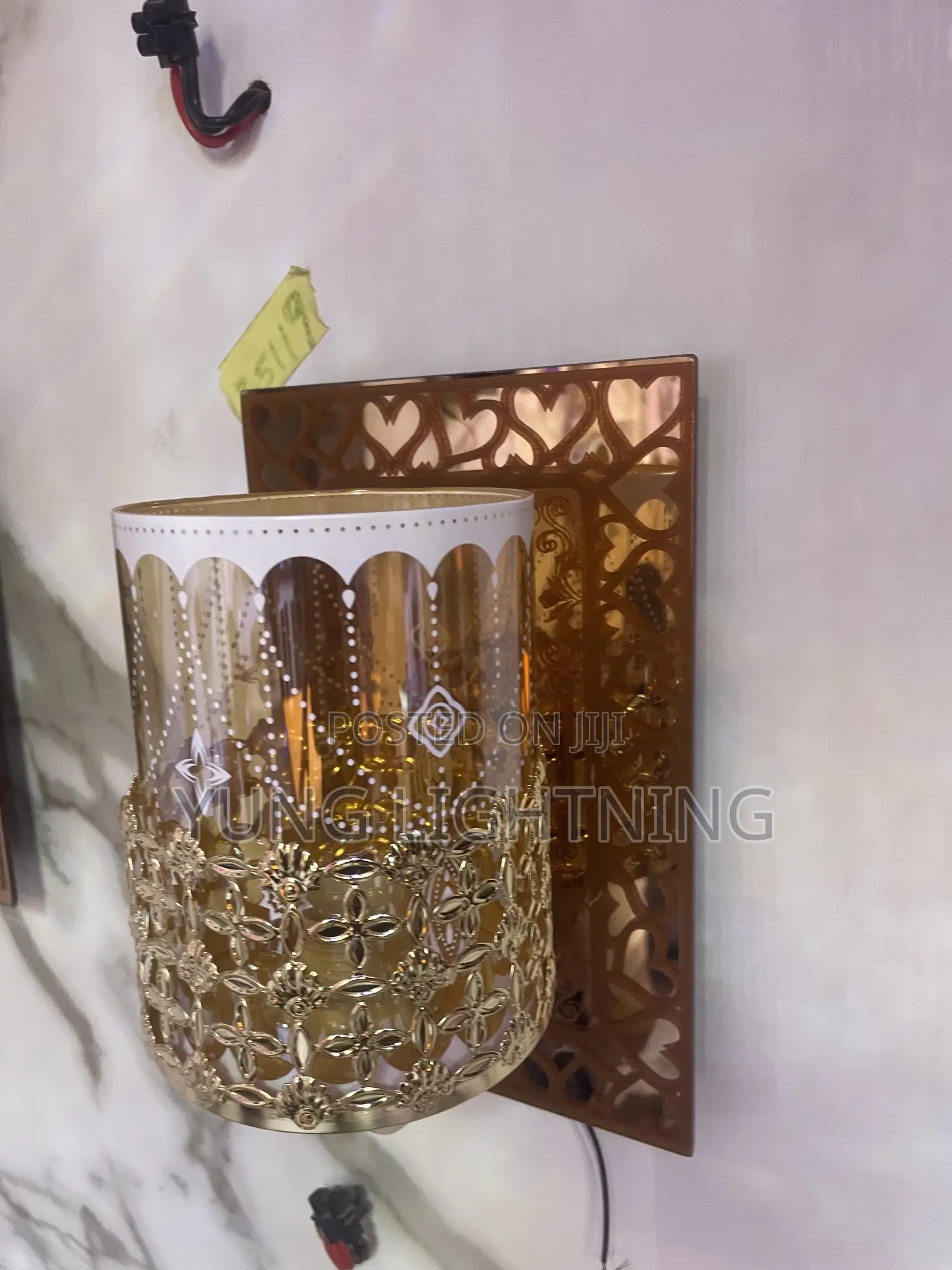 Luxury Modern Wall Light Elegant Gold Black Design