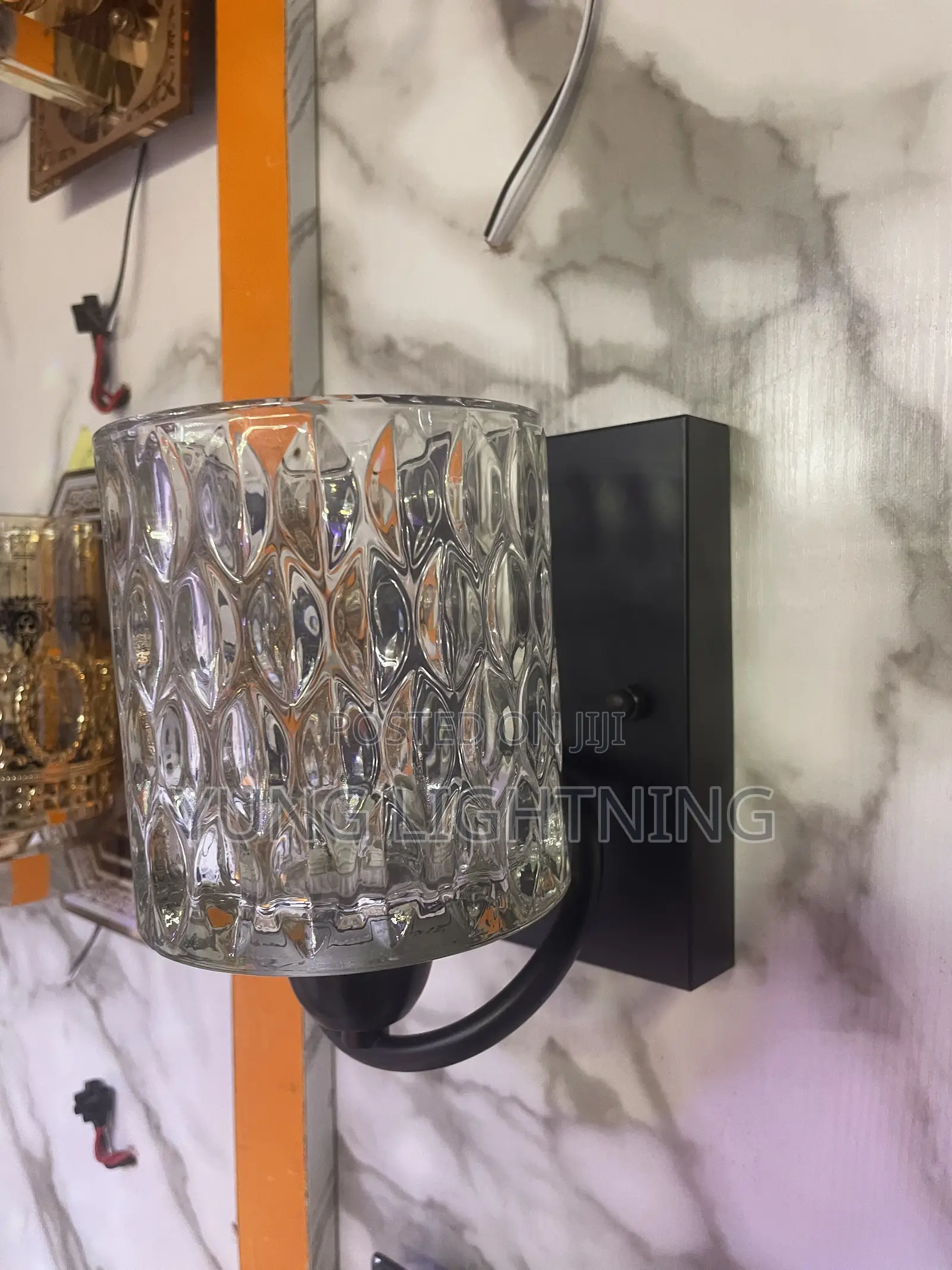 Luxury Modern Wall Light Elegant Gold Black Design