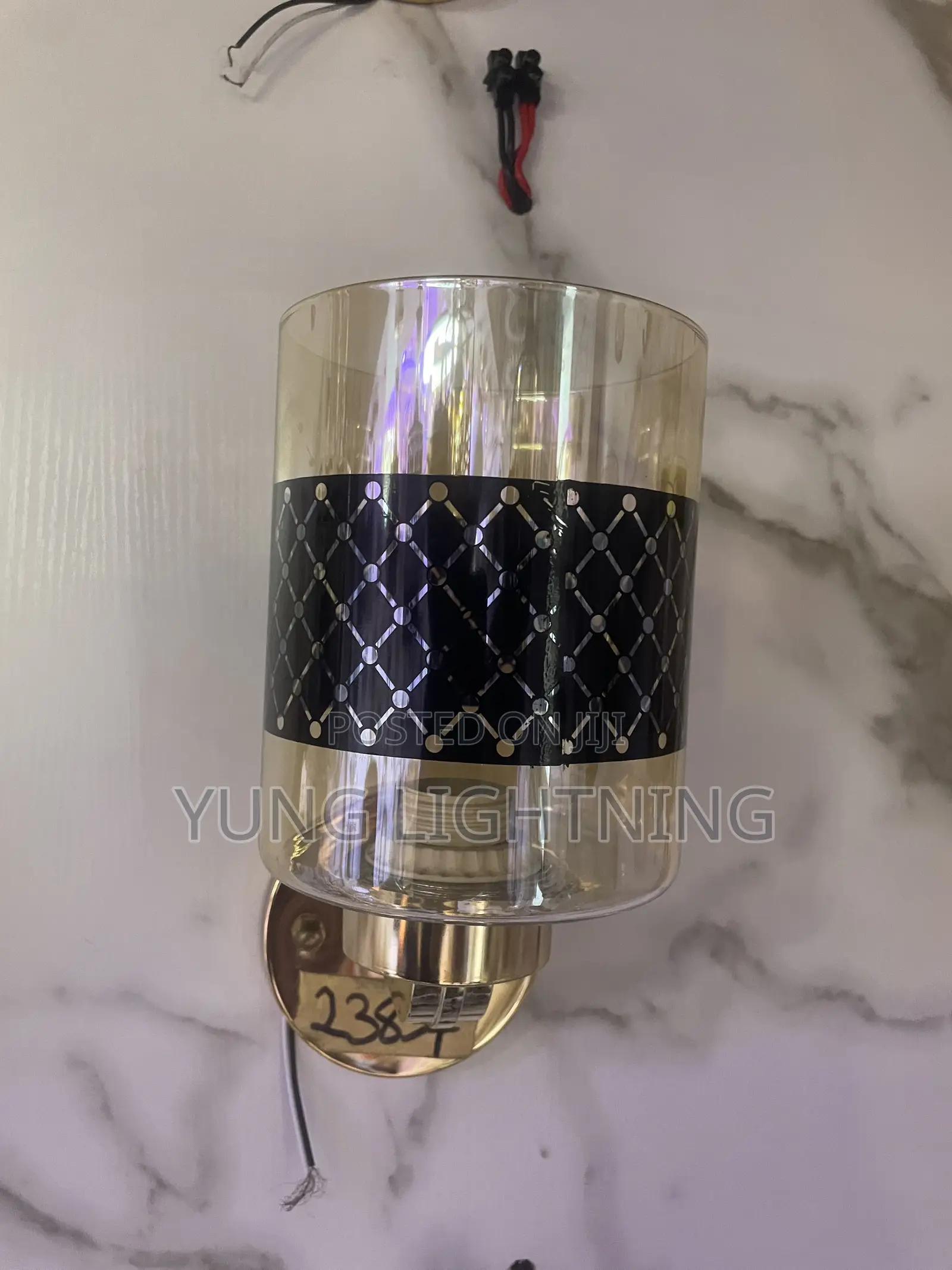 Luxury Modern Wall Light Elegant Gold Black Design