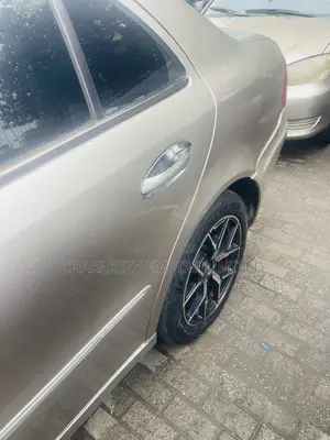 Mercedes-Benz E350 2003 Silver