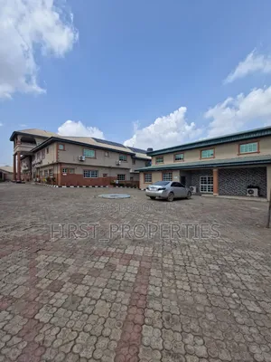 36 Room Hotel