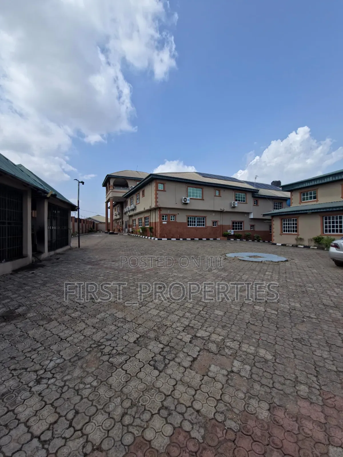 36 Room Hotel