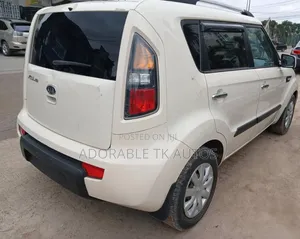 Kia Soul Automatic 2011 Brown
