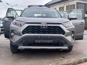Toyota RAV4 2021