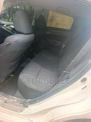 Toyota Matrix 2009 White