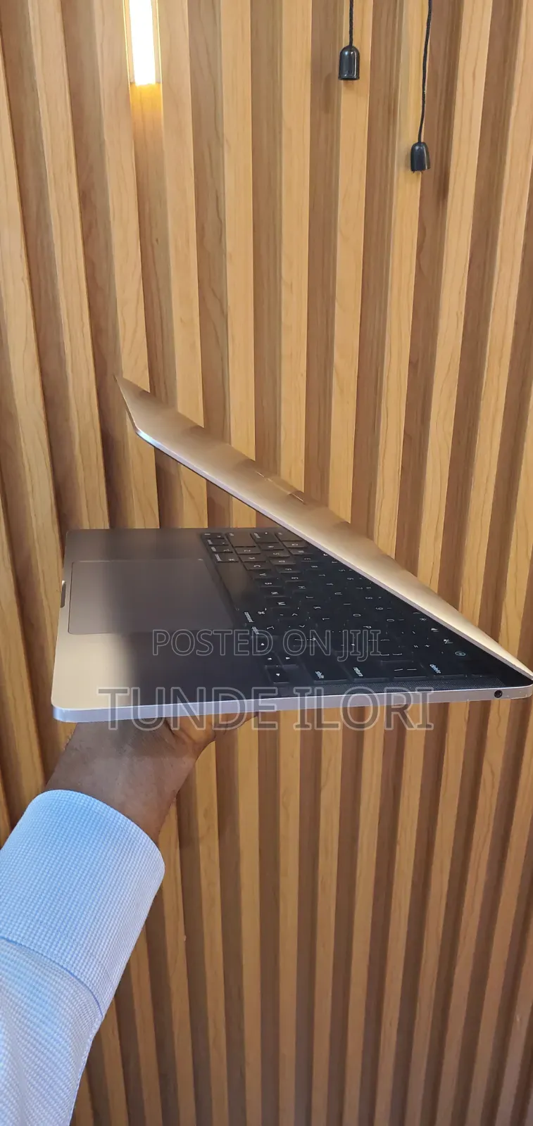 Laptop Apple MacBook Pro 2020 M1 16GB Apple M1 Pro SSD 1T
