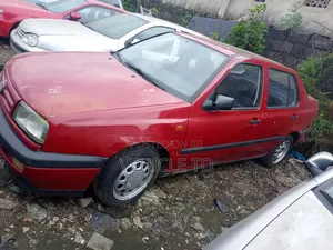 Volkswagen Vento 2002 Brown