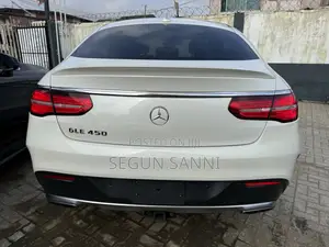 Mercedes-Benz GLE-Class 2016 White