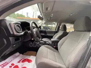 Toyota Tacoma 2017 Gray