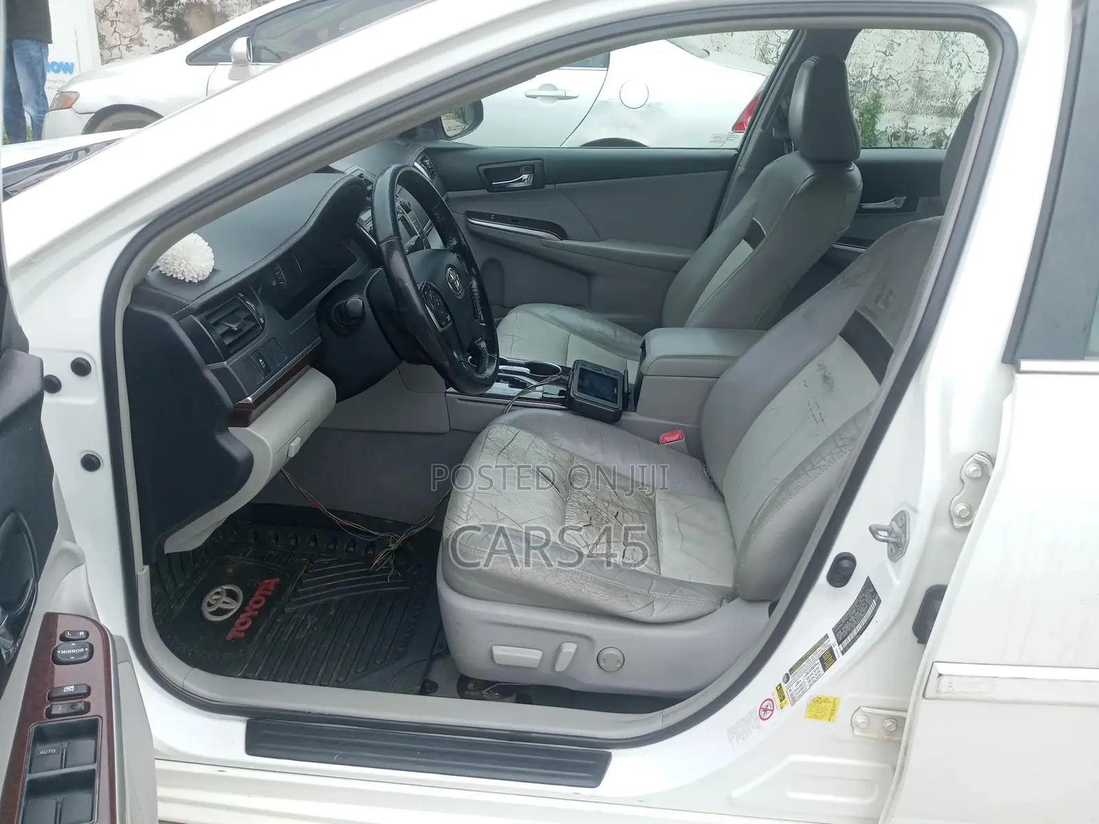 Toyota Camry 2012 White
