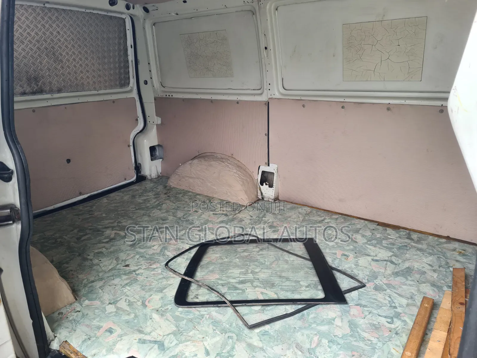 Volkswagen Transporter 2003 White