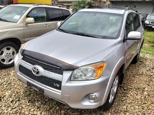 Toyota RAV4 2012 Silver
