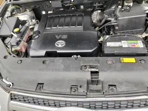 Toyota RAV4 2012 Silver
