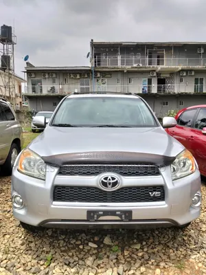 Toyota RAV4 2012 Silver