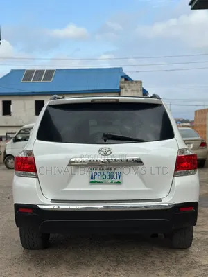 Toyota Highlander 2012 White