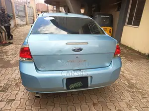 Ford Focus 2009 Blue