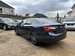Toyota Camry SE Sport 4dr Sedan (2.5L 4cyl 6A) 2014 Gray