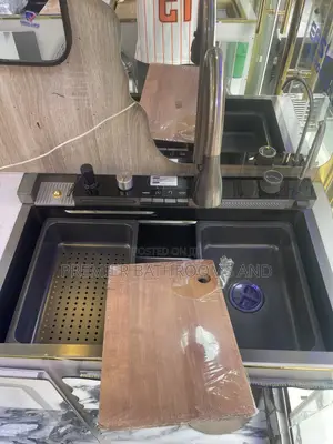 Luxury 5 Buttons Kitchen Sink With Tap