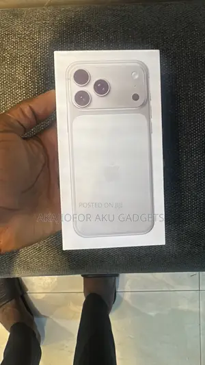 New Apple iPhone 17 Pro 256 GB White