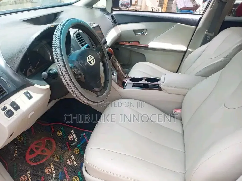 Toyota Venza 2010