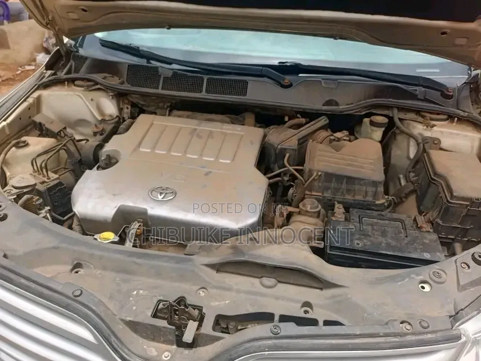 Toyota Venza 2010