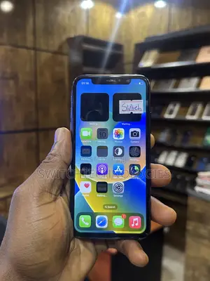 Apple iPhone X 64 GB Black
