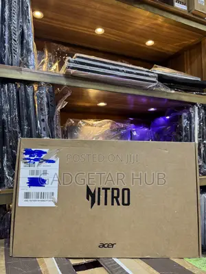 New Laptop Acer Nitro V 15 16GB Intel Core i7 SSD 512GB