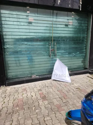 Groundfloor Shop Direct Faccing Road in a Busy Road Lekki Phase1