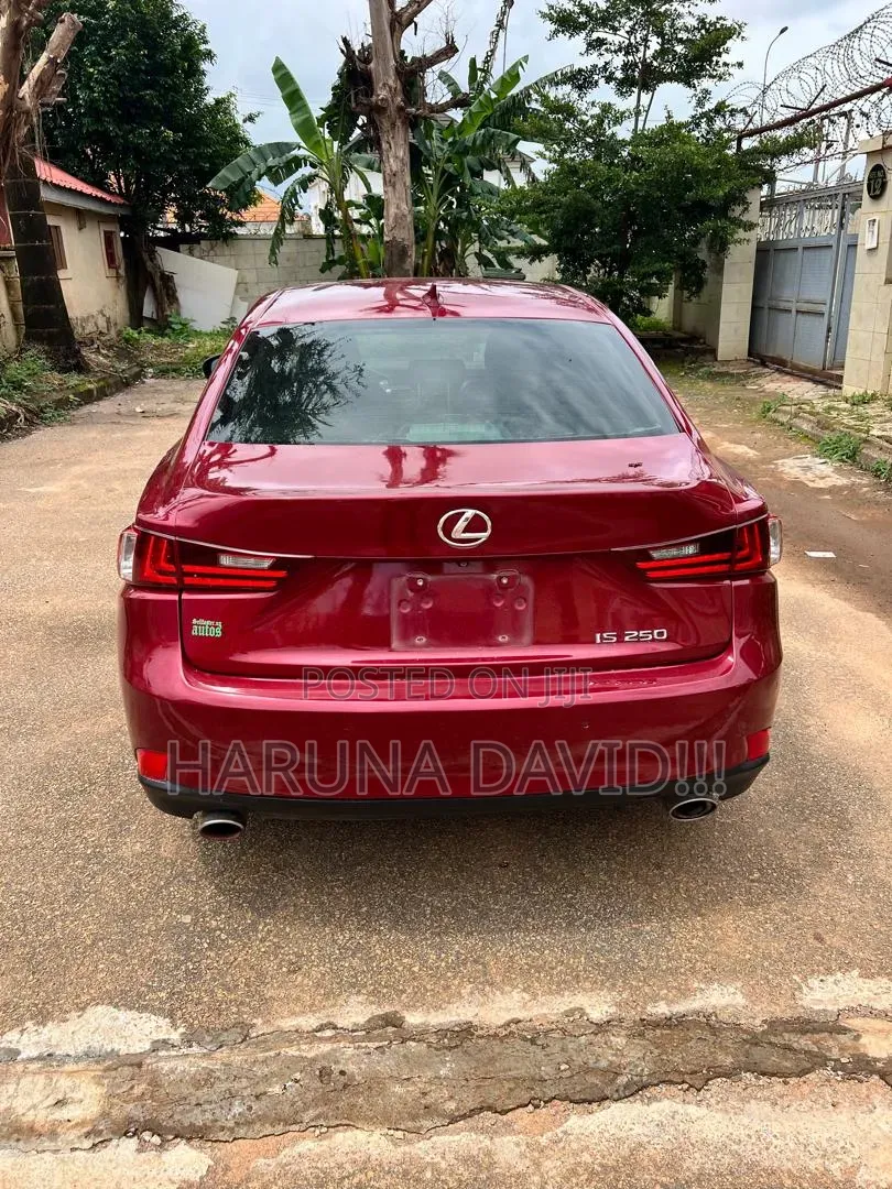 Lexus IS 2014 Red