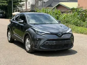 Toyota C-HR 2022 Gray