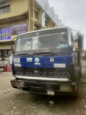 Mecedes Benz 814