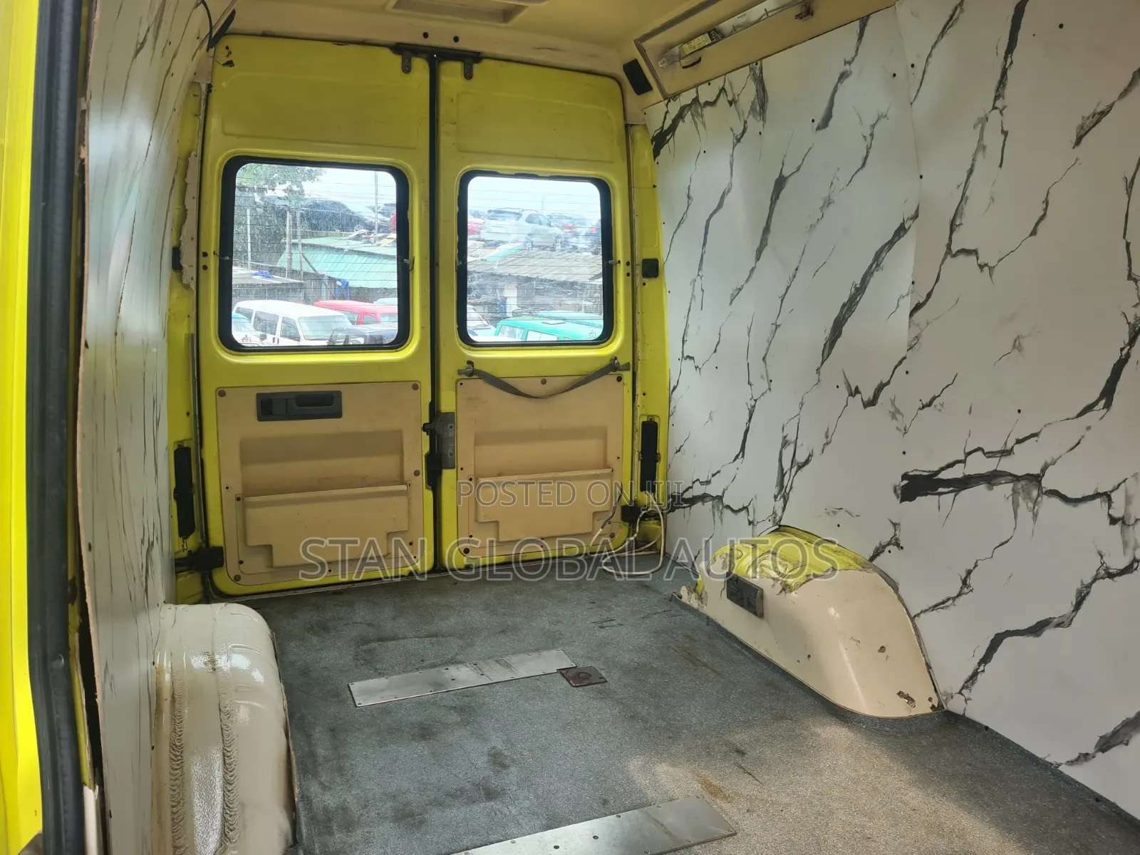 Volkswagen LT 2005 Yellow