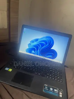Laptop Asus X552CL 6GB Intel Core i3 HDD 500GB