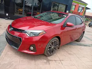 Toyota Corolla 2014 Red