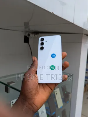 Samsung Galaxy A55 128 GB White