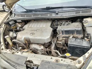 Toyota Sienna 2008 Gold