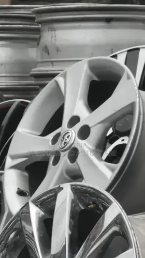 Corolla 2010 Rims