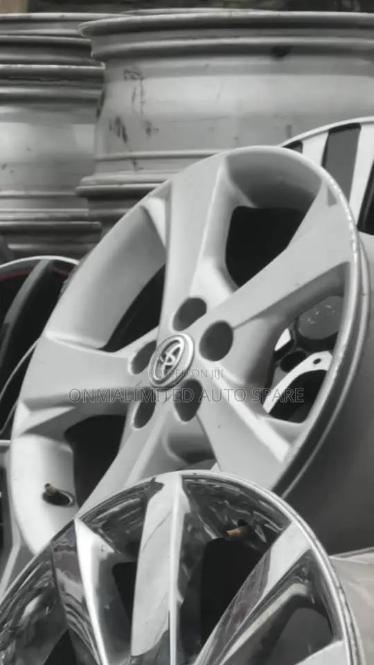 Corolla 2010 Rims