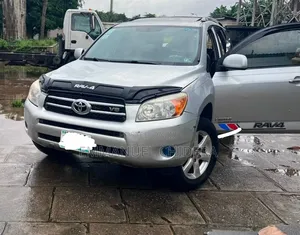 Toyota RAV4 2008 Silver