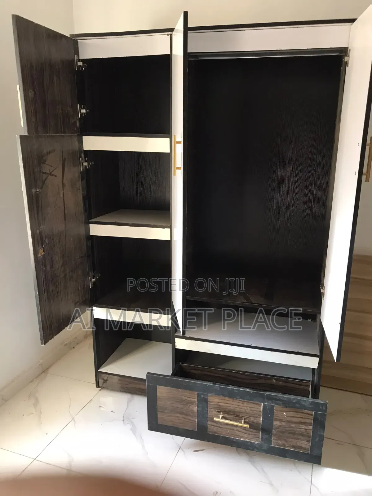 WARDROBE (4ft by 6ft)