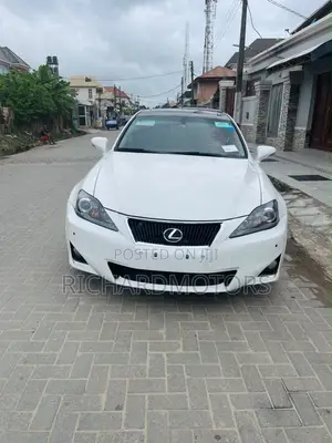 Lexus IS 250 AWD Automatic 2012 White